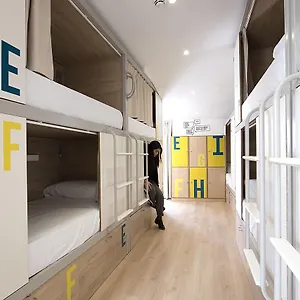 Hostel U-sense For Seville